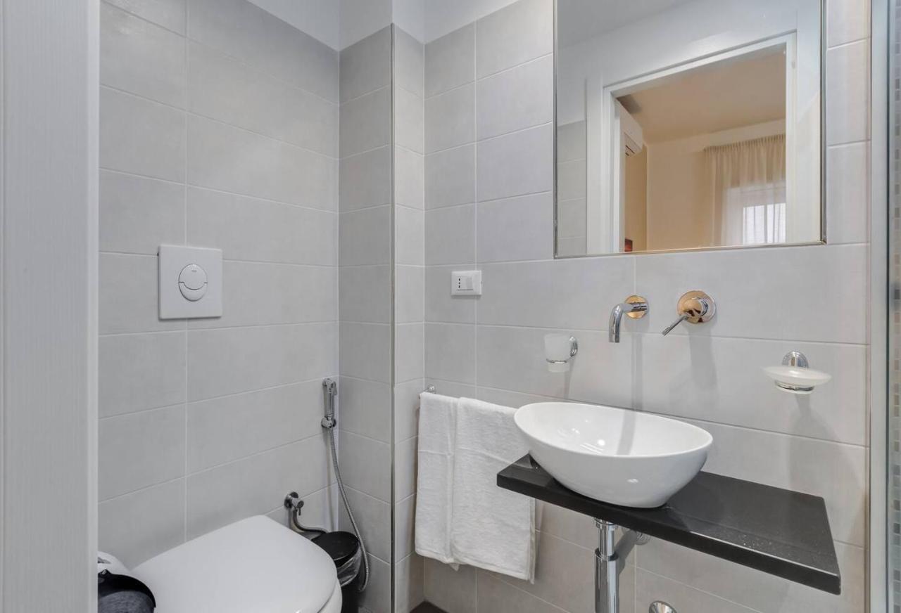 Av Domus Vatican St.Peter B&B Ρώμη Εξωτερικό φωτογραφία