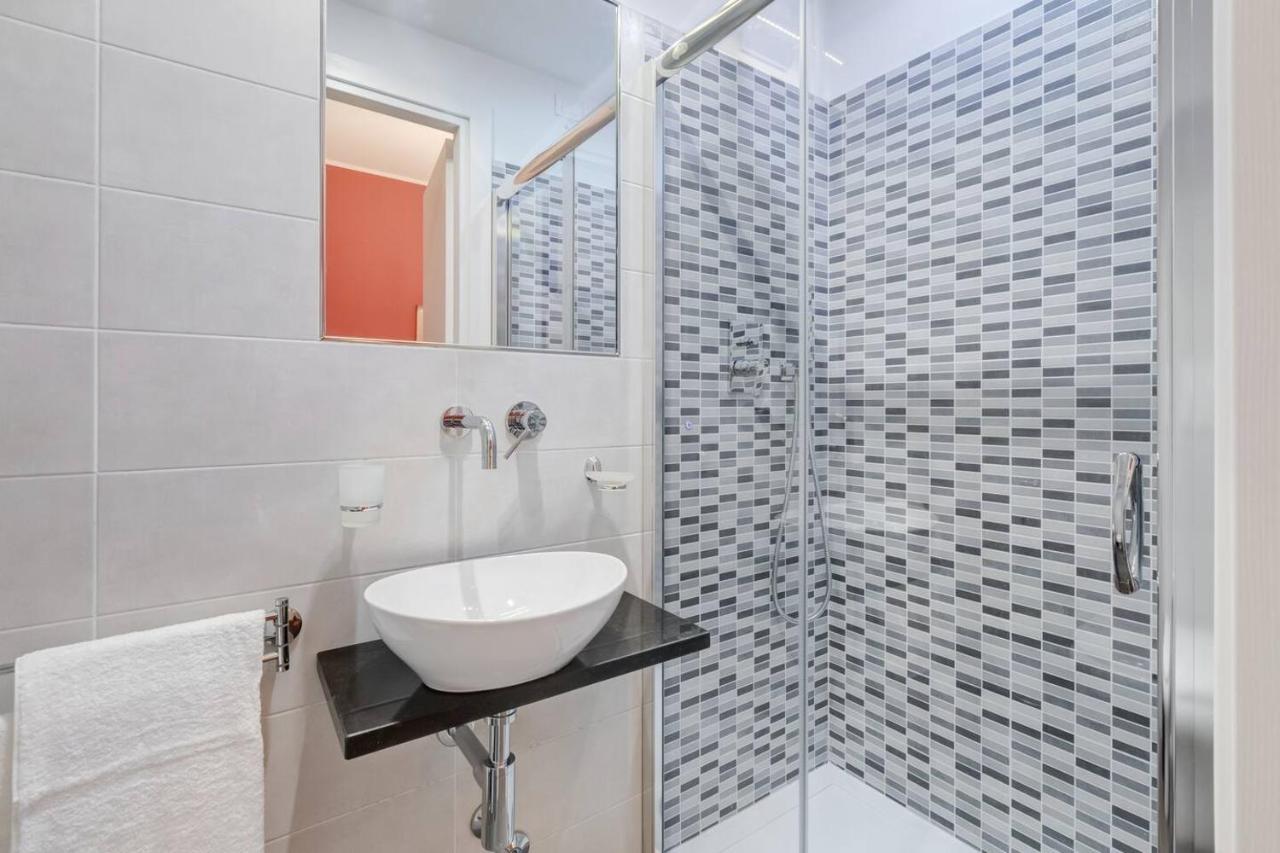 Av Domus Vatican St.Peter B&B Ρώμη Εξωτερικό φωτογραφία